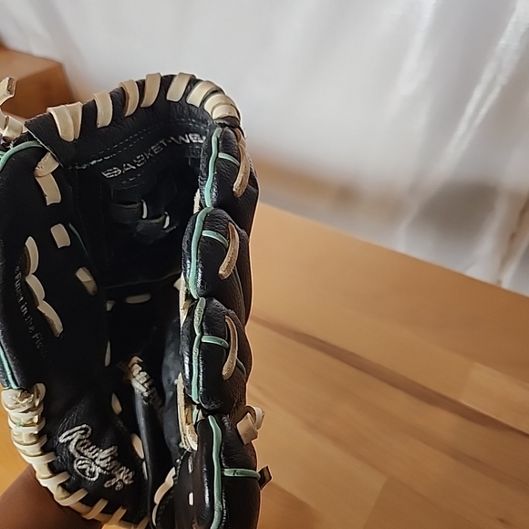 Rawlings Throw Glove Fastpitch Softball Leather Palm 11.5 Inch Right Hand - Picture 9 of 9